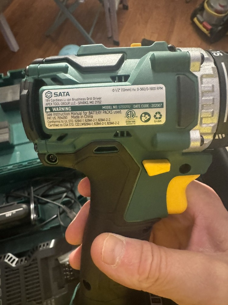 Sata 18v Brushless Drill Driver Kit