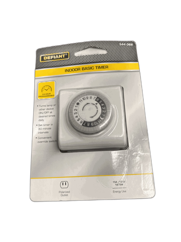 Defiant 24-Hour Indoor Plug-In Basic Mechanical Timer