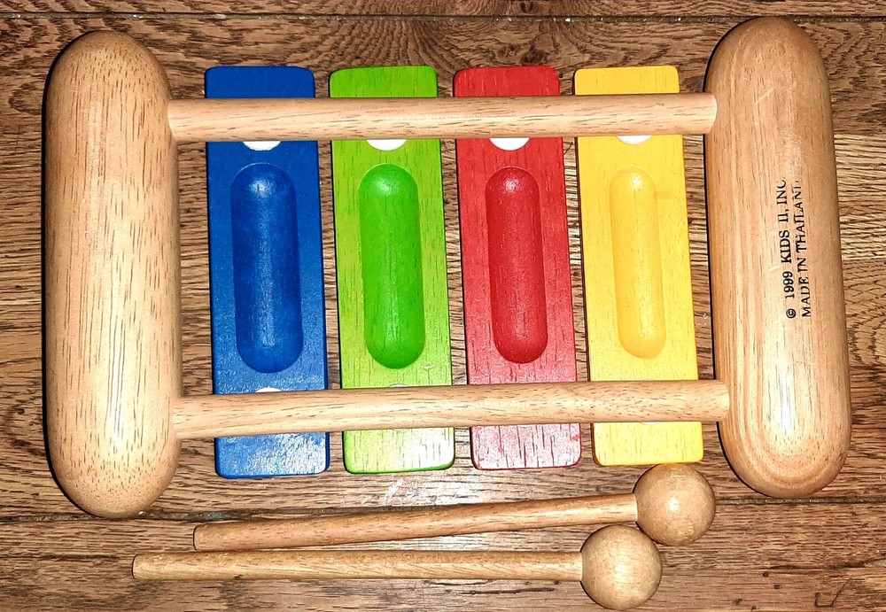 Carters Solid Wood Chunky Musical Xylophone & 2 Mallets