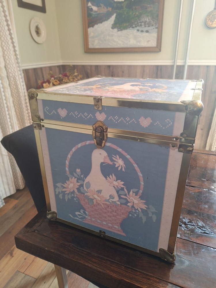 Vintage Blanket Chest