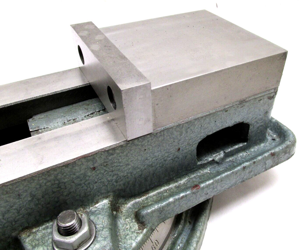 NICE! 4" MILLING MACHINE VISE w/ ROTARY BASE & JAWS
