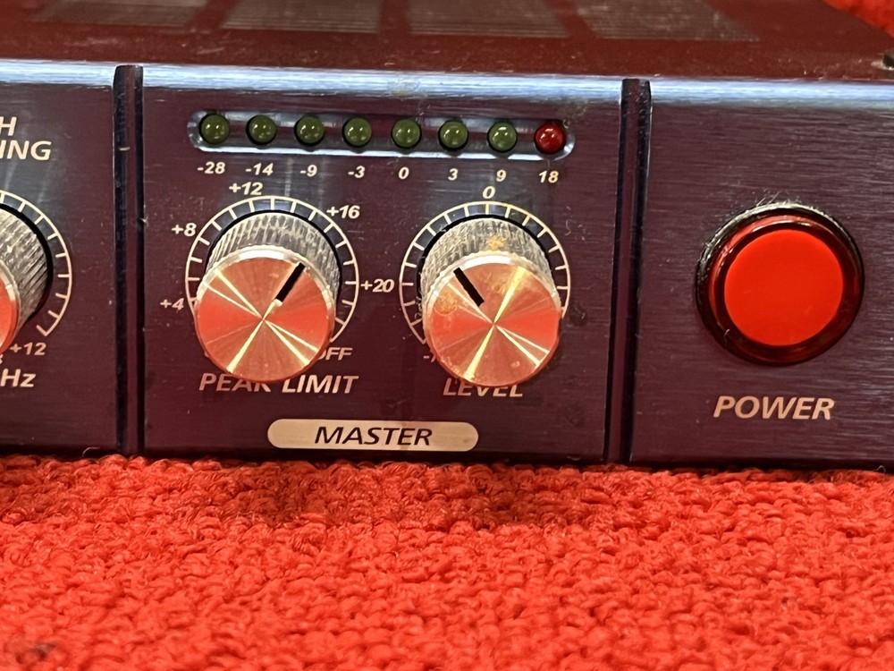 Used PreSonus VXP Dual Servo Mic Preamp Voice Processor Tested Good Condition