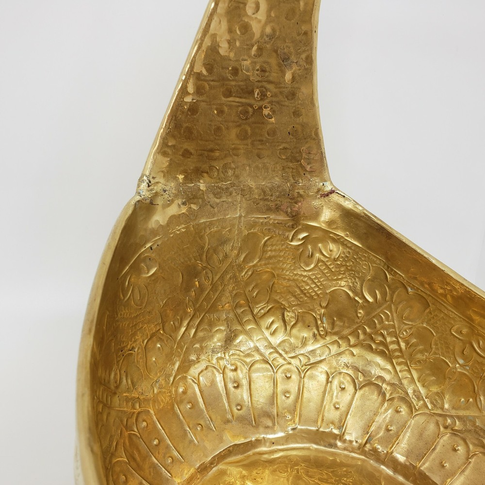 Large Repousse Solid Brass Basket Decorative Stationary Handle India Hammered