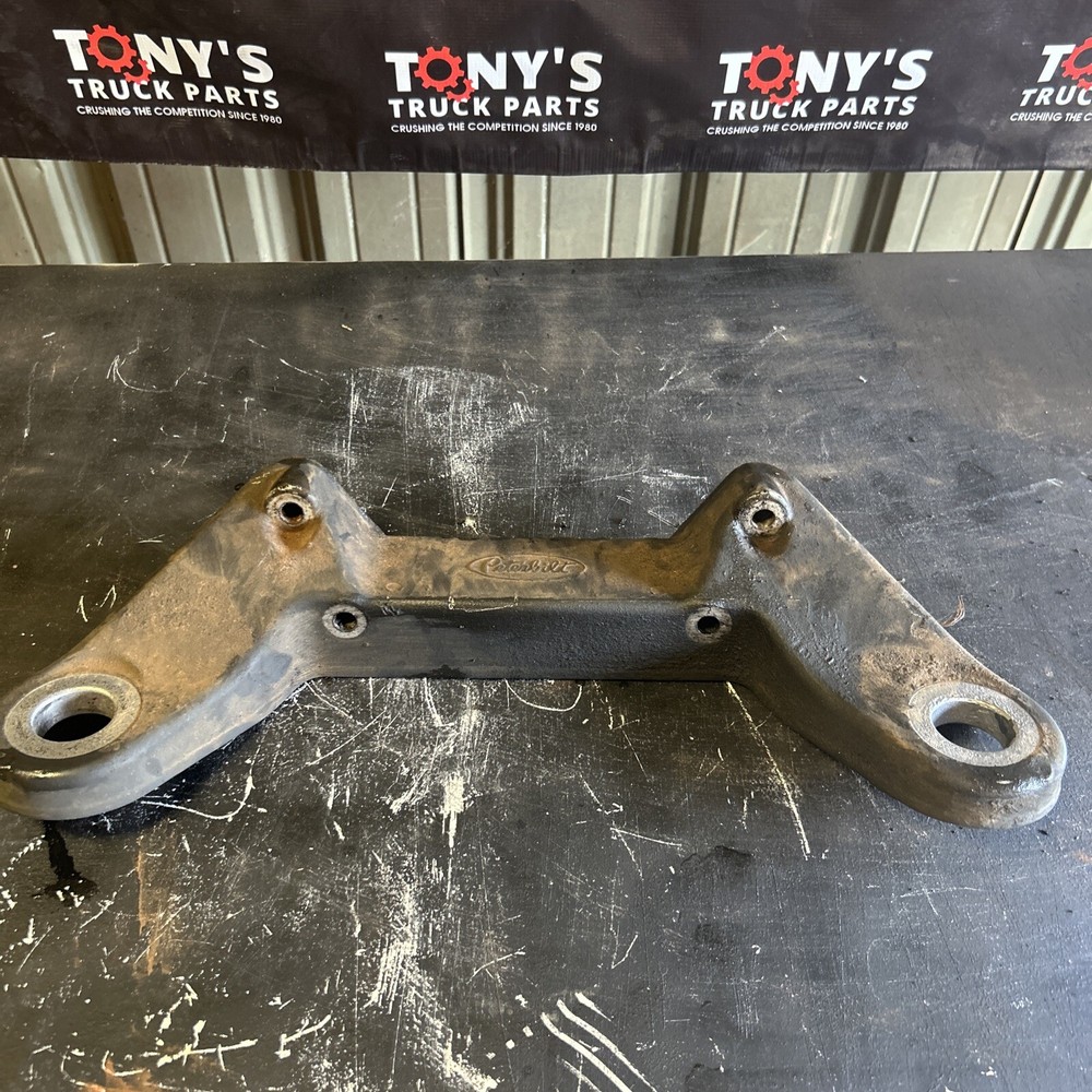 Peterbilt Radiator Support Mount 04088AA
