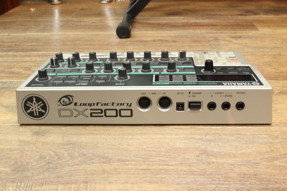 YAMAHA DX200 [HL01139]