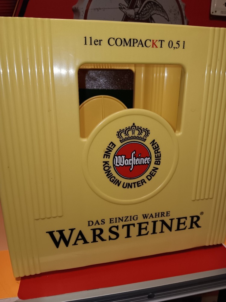 Warsteiner plastic carrying case 11 er Compactkt 0,5 1