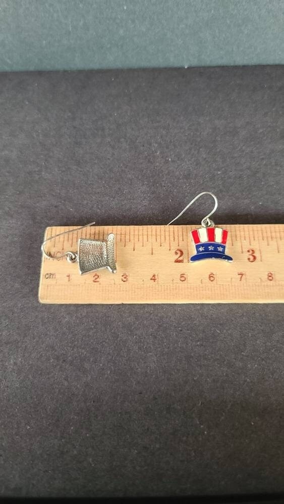 American Flag Hat Shaped Dangling Earrings