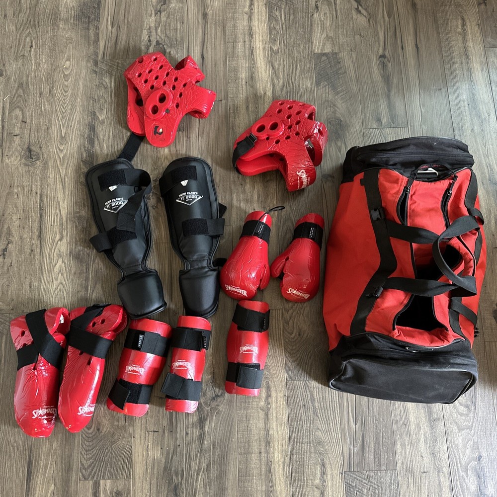 Tiger Claw Spinmaster Karate Sparring Gear And Bag Size Small