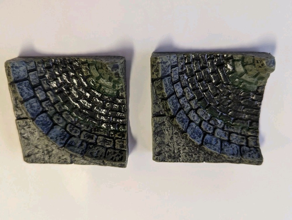 DWARVEN FORGE SEWER SLUICEWAYS 17 PCS SET PRE OWNED