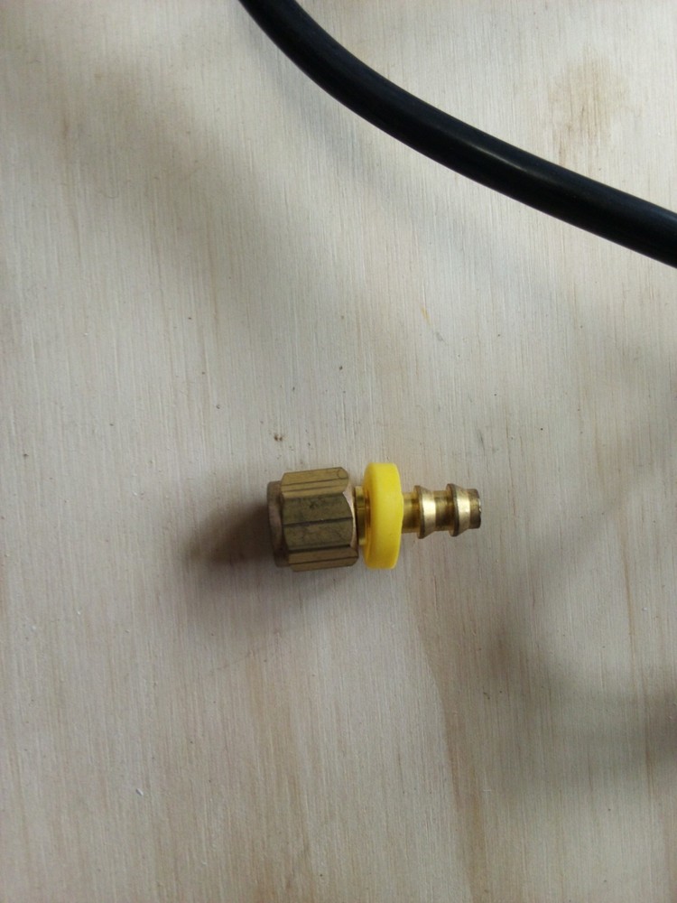 co2 regulator with solenoid