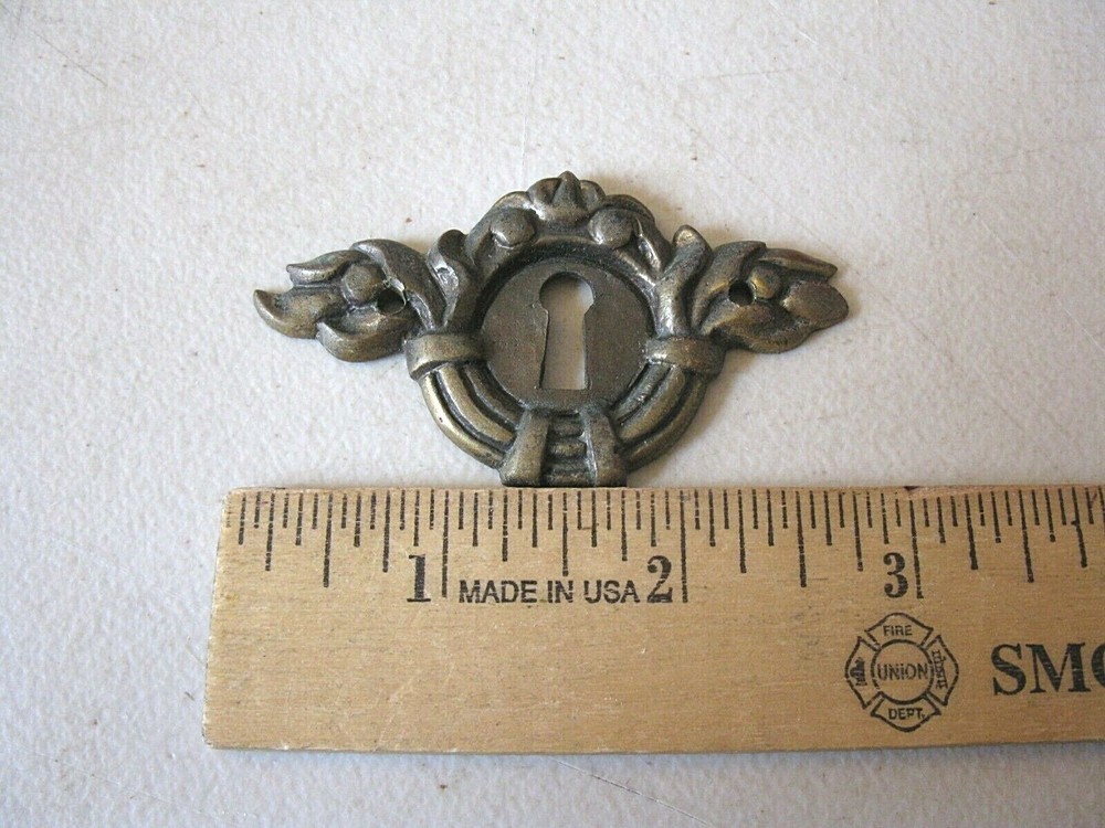 (2) ANTIQUE - SOLID BRASS FURNITURE KEYHOLE DECORATIONS - EMBELLISHMENTS
