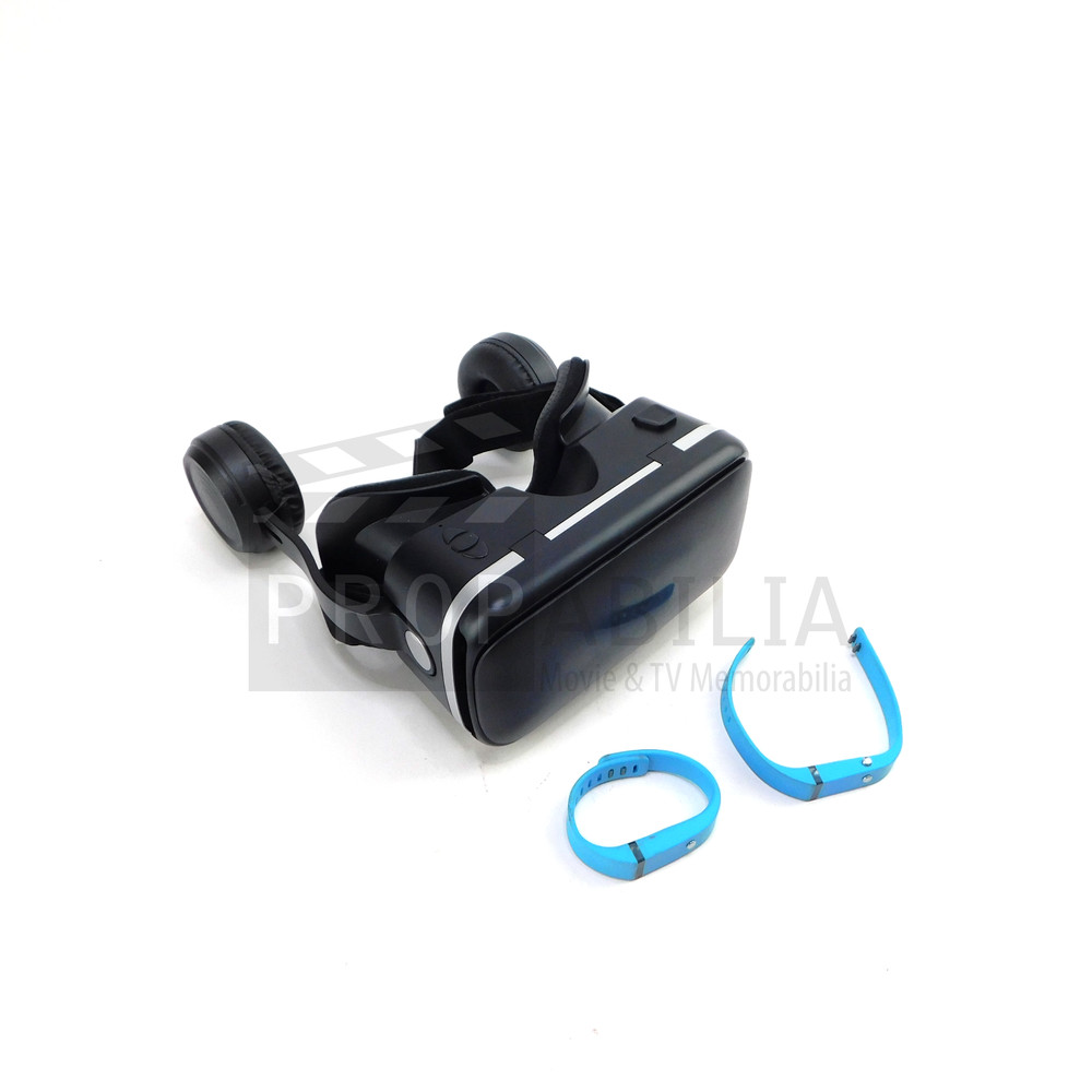 UPLOAD Batia VR Goggles Original Prop (24-5093)