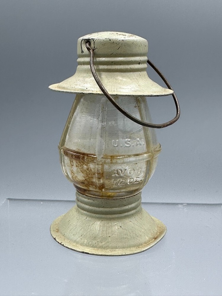 1940s LANTERN Embossed Victory Glass CANDY CONTAINER Vintage E&A 443 C