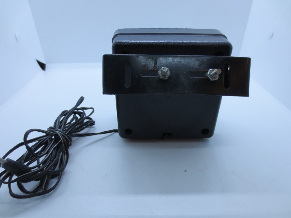 Opek Model 7-11 CB Extension Speaker w/ Mounting Bracket - Tested Working