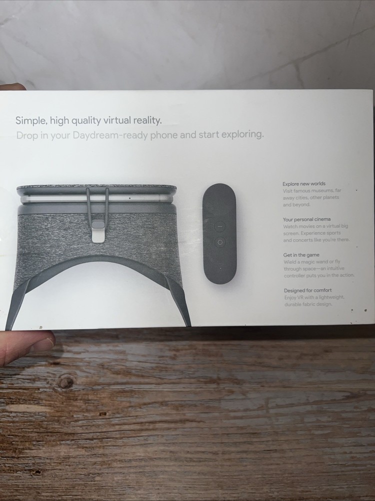 Google Daydream View VR Headset - Slate New In Box!!