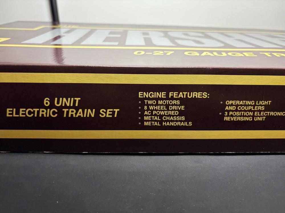 The Hershey’s 0-27 Gauge Train Set 6 Unit Electric Train Set