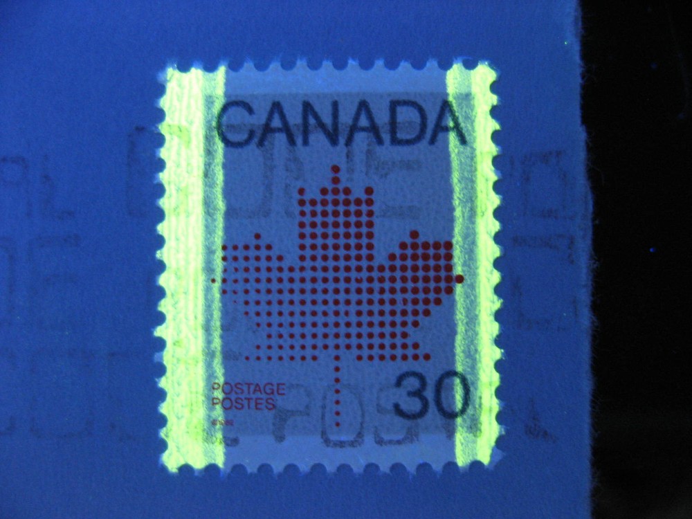 CANADA Sc 923 30c leaf double? tag error on cover!