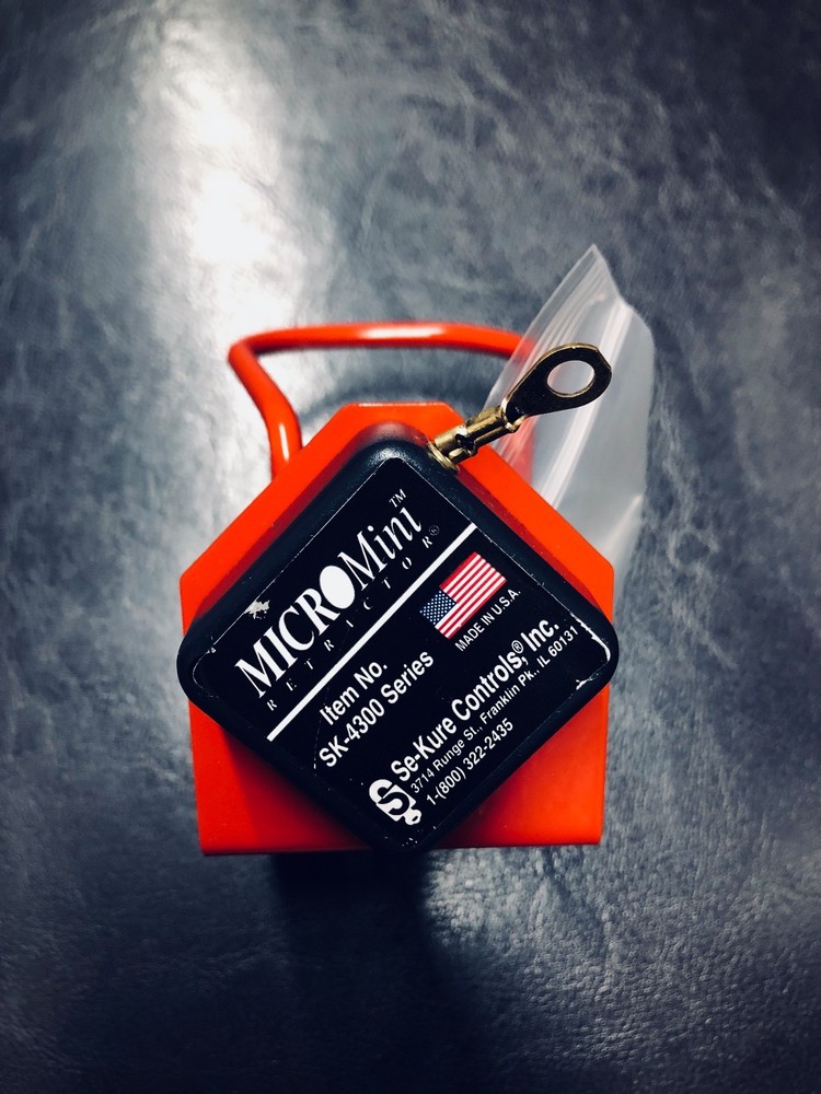 12 Milwaukee M12 Drill holder with security kits.