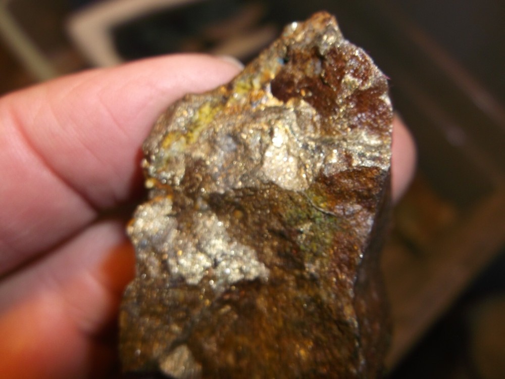 Gold, silver, copper, 95 grams samples ,ore high grade .