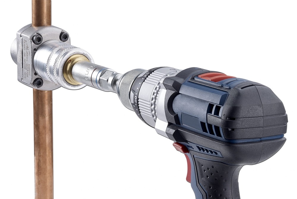 Aladdin EasyFit Self-Cutting Isolation Valve 22mm Starter Pack