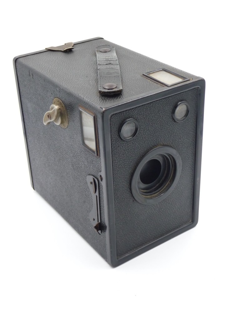Agfa Ansco D-6 Cadet box camera