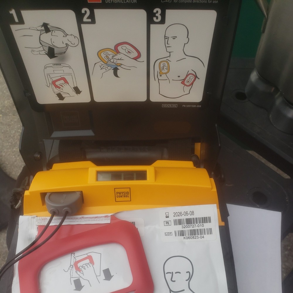 LIFEPAK CR Plus - Extras & Carry Case AED