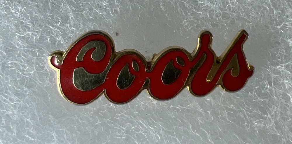 Coors Red Script Bar Pin Gold Tone Brewing Beer Hat Lapel.   L