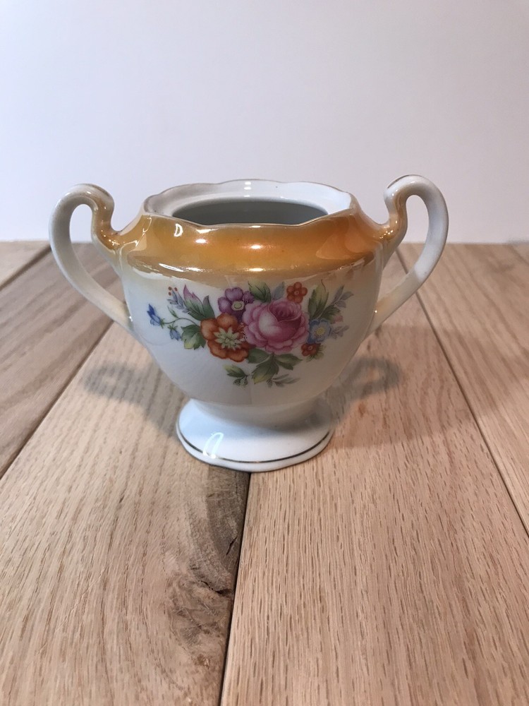 Sugar Bowl Occupied Japan. Floral Pattern