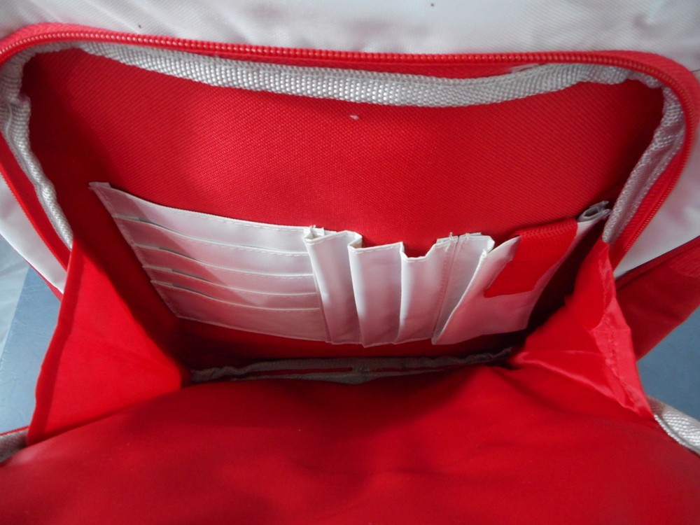 Beefeater London Backpack, Bag, Soft Sided Case Removable straps Advertising.