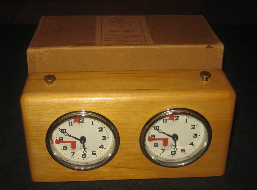 Pristine 1950s Alpha German Chess Clock Timer Model # 507 with Original Box