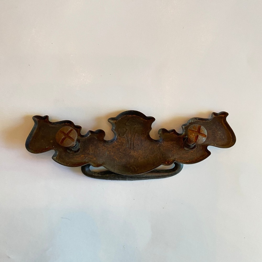 Vintage Drop Pull Country Style Chippendale 2.5" Center