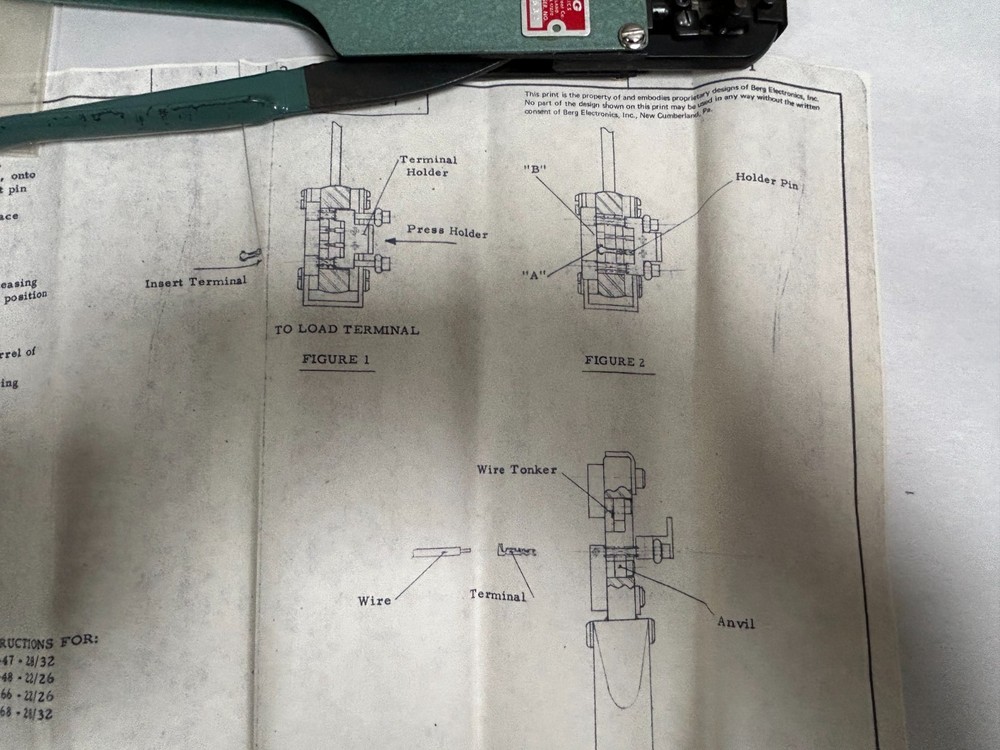 Vtg Berg Model HT 48 Electronics Crimping Tool Crimper (A20)