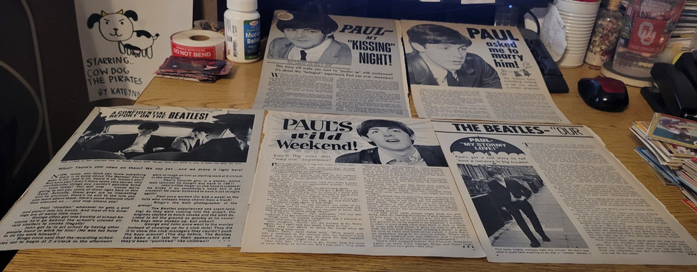(9) The Beatles Clippings