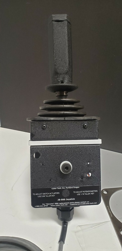 Cyber-Tech Joystick Controller JS-500