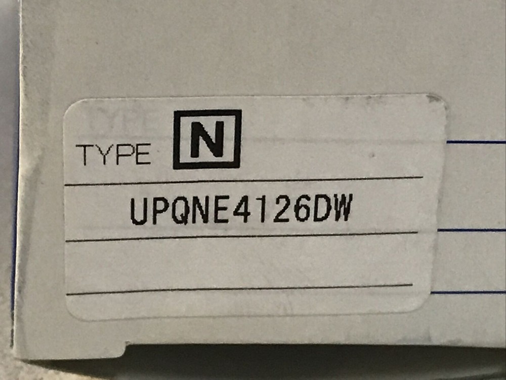IDEC UPQN4126DW Control Equipment Indicator Light Pilot Light 120V Primary
