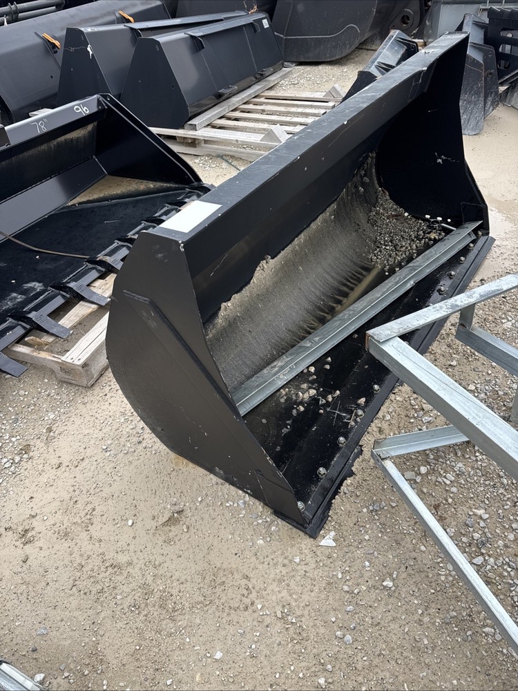 Yanmar Wheel Loader Bucket Quick Connect