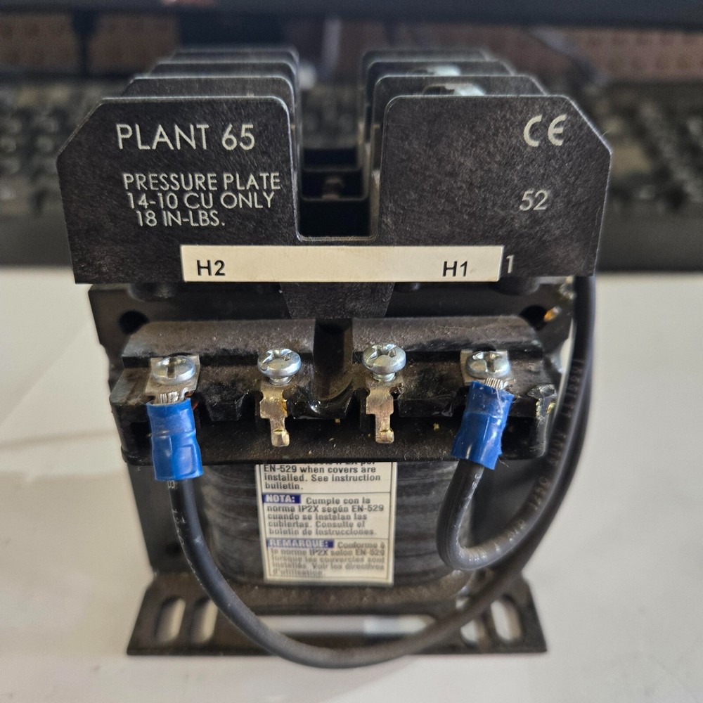 Schneider 9070TF100D3