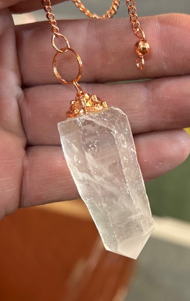 Raw  Quartz pendulum