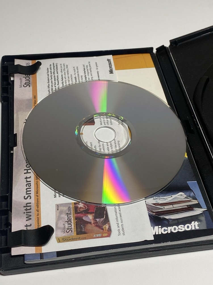 Microsoft Office 2003 Student and Teacher Edition Full Version MS w Key/Booklet