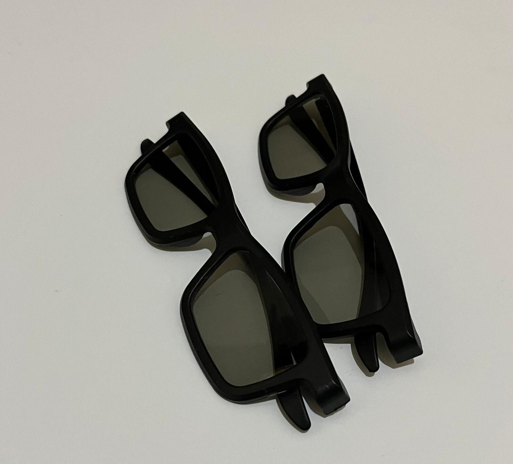 3d glasses
