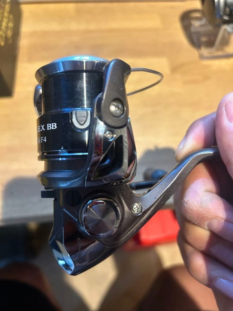 COMPLEX BB 2500HGS F4 Spinning Reel