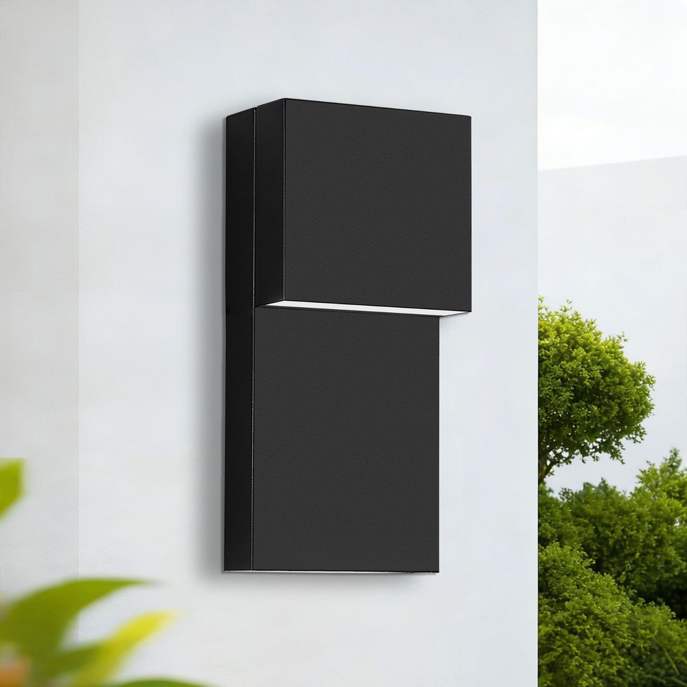 1-Pack 11.8 in. Black Wall Light