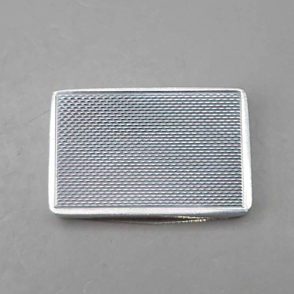 Solid Silver Engine Turned Snuff/Pill Box by D Bros Birmingham 1967