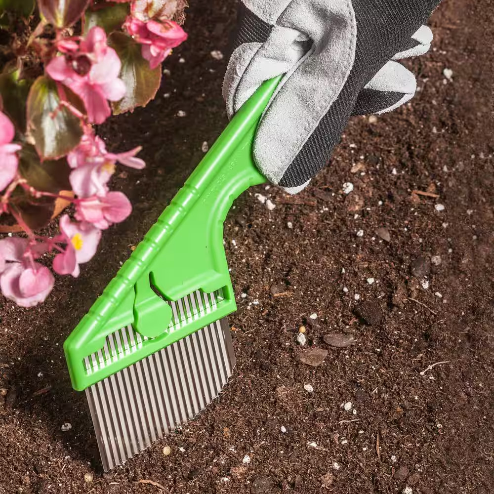 3 In. Blade Stainless Steel Angled Weeder