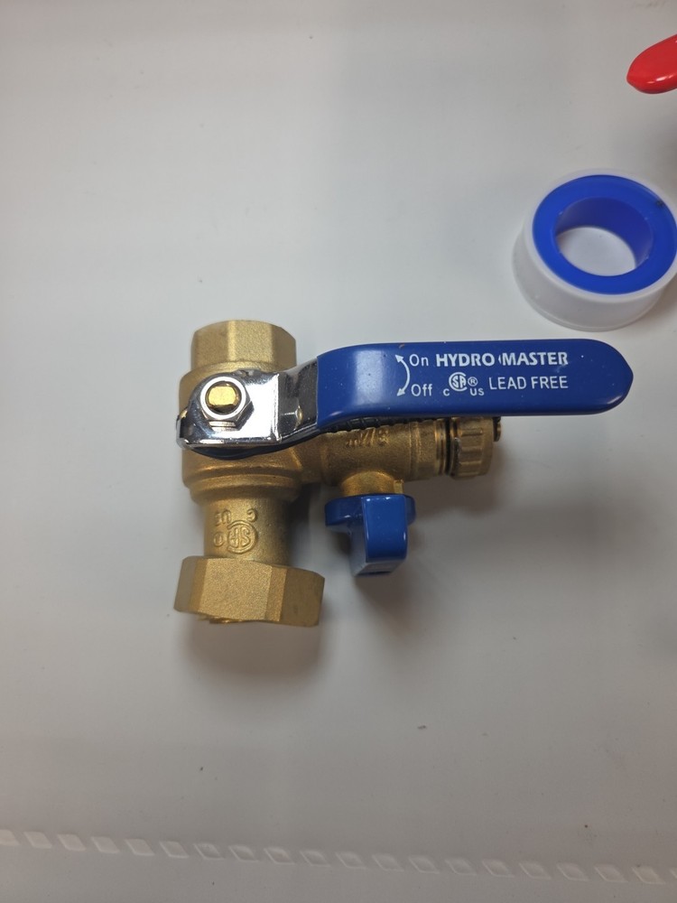 HYDRO MASTER Tankless Water Heater Valve Kit. ( MISSING A PIECE )