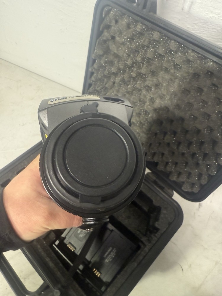 FLIR E65 Thermal Monocular Handheld Thermal Imaging Camera Great Working