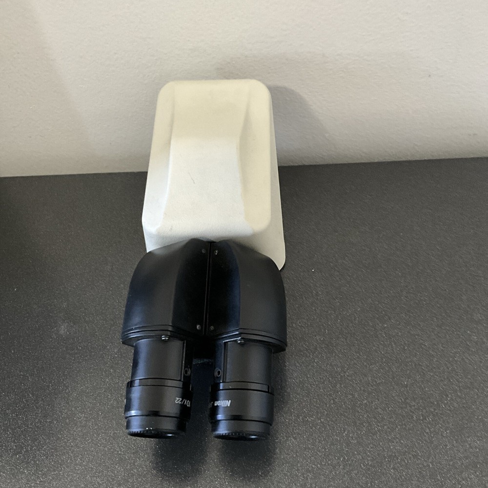 Nikon Eclipse 80i E2-TB Ergonomic Tilting Telescoping Microscope Binocular.
