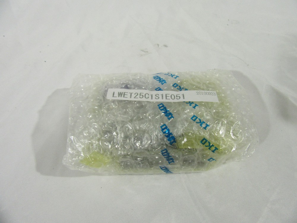 NIPPON THOMPSON LWET25C1S1E051 IKO INTERCHANGABLE LINEAR WAY