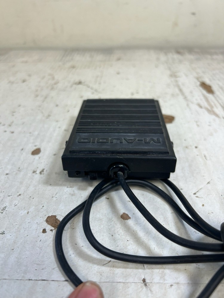 M-Audio Foot Switch Pedal Controller for Keyboard Tested Working Great Condition