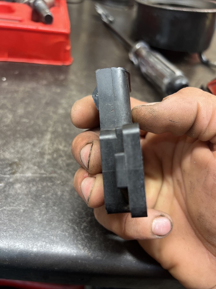 Thunderbolt IV v8-24S